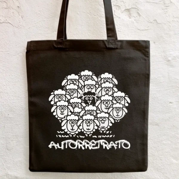 Oveja negra (autorretrato) tote bag
